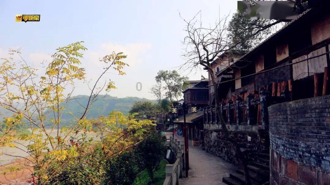 长虹ARTIST星箔电视，与您一同见证天舟七号辉煌启航